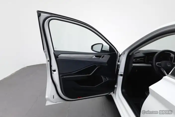 Volkswagen Sagitar 2023 Model 200TSI DSG Beyond Edition – фото 21