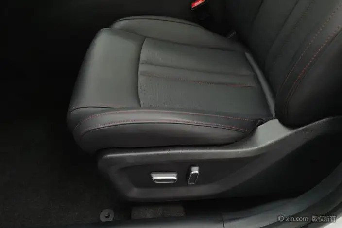 GAC Trumpchi GS4 2021 Model 270T Automatic Smart Connect Technology Edition – фото 18