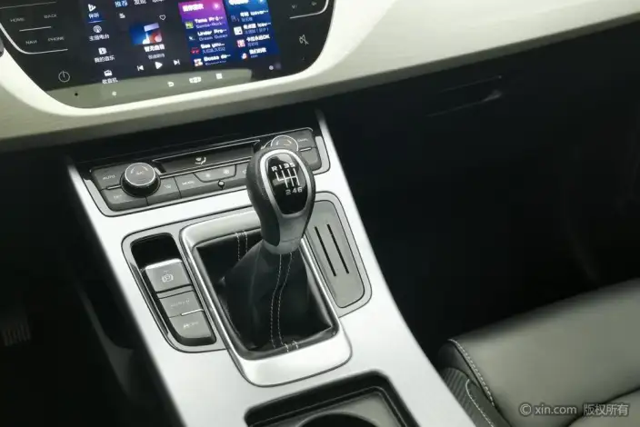 Geely Boyue 2021 Model Million Model 1.8TD Manual 2WD Comfort Model – фото 15