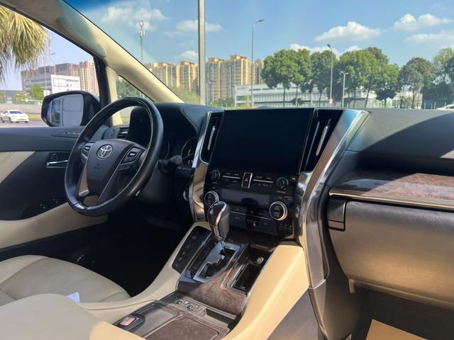 Toyota Vellfire 2021 Crown Hybrid 2.5L HV Ultimate – фото 8