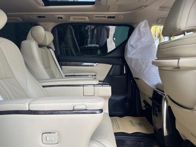 Toyota Vellfire 2021 Crown Hybrid 2.5L HV Ultimate – фото 12