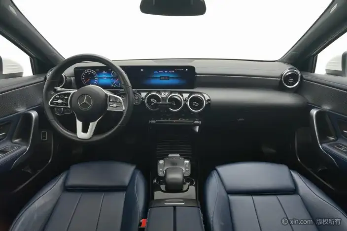 Mercedes-Benz A-class 2021 Model Facelift A 180 L Sports sedan – фото 13