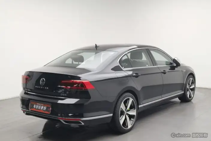 Volkswagen Magotan PHEV 2022 Model Luxury Model – фото 4