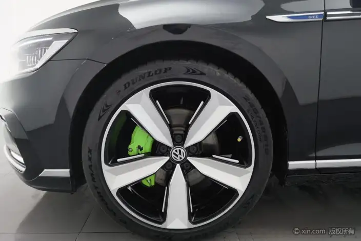 Volkswagen Magotan PHEV 2022 Model Luxury Model – фото 9