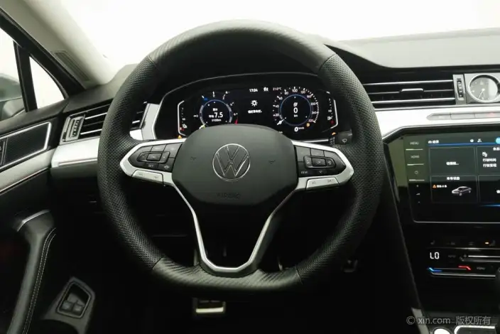 Volkswagen Magotan PHEV 2022 Model Luxury Model – фото 14