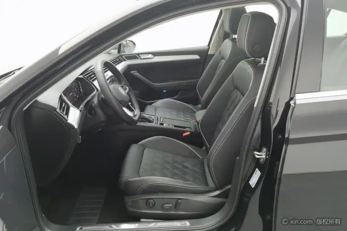 Volkswagen Magotan PHEV 2022 Model Luxury Model – фото 17