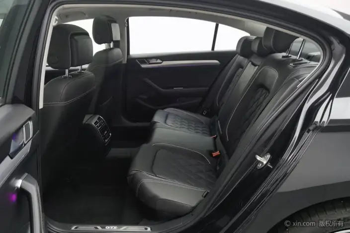 Volkswagen Magotan PHEV 2022 Model Luxury Model – фото 19