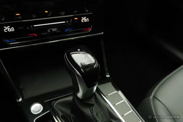 Volkswagen Passat 2023 Model Facelift 330TSI Elite Edition – фото 16