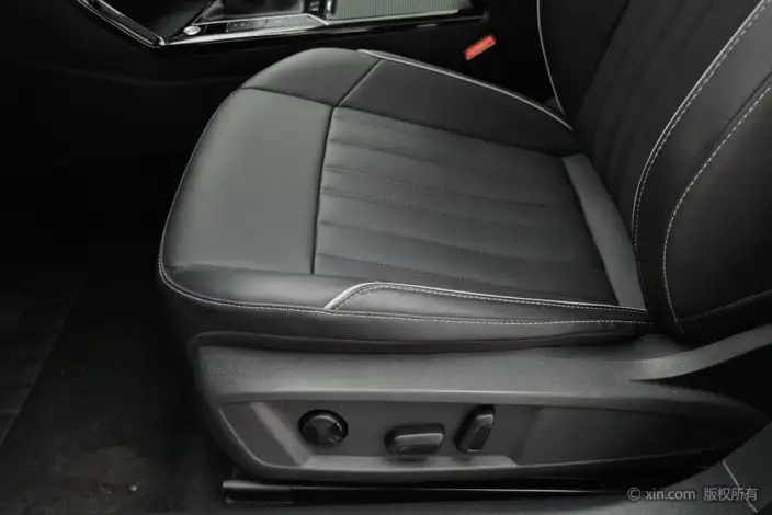 Volkswagen Passat 2023 Model Facelift 330TSI Elite Edition – фото 19