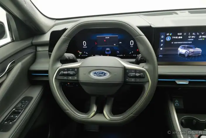 Ford Edge 2023 Model Ford Edge L 2.0T EcoBoost 2WD VII seat Luxury Model – фото 14
