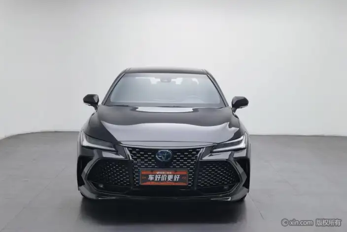 Toyota Avalon 2022 Model Hybrid 2.5L XLE Premium Edition – фото 2