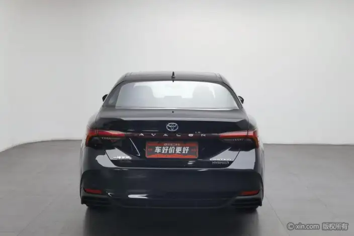 Toyota Avalon 2022 Model Hybrid 2.5L XLE Premium Edition – фото 3