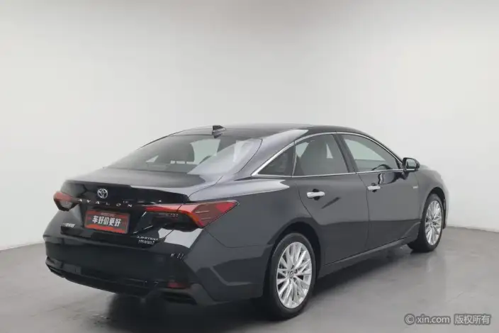 Toyota Avalon 2022 Model Hybrid 2.5L XLE Premium Edition – фото 4
