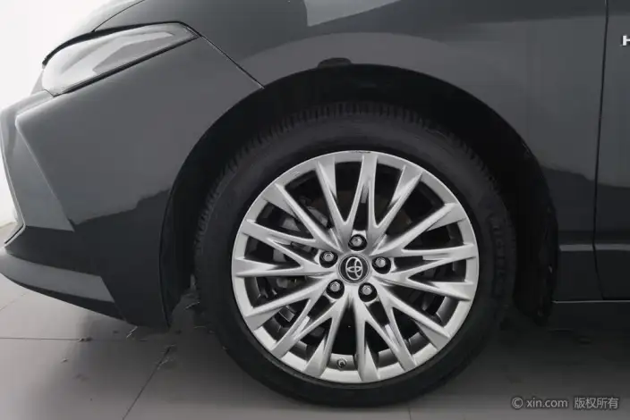 Toyota Avalon 2022 Model Hybrid 2.5L XLE Premium Edition – фото 8