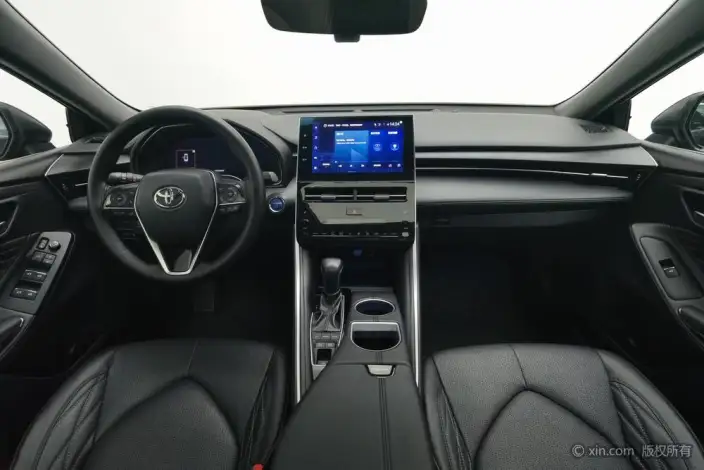 Toyota Avalon 2022 Model Hybrid 2.5L XLE Premium Edition – фото 13
