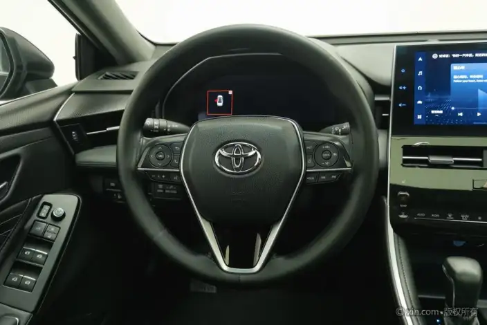 Toyota Avalon 2022 Model Hybrid 2.5L XLE Premium Edition – фото 14