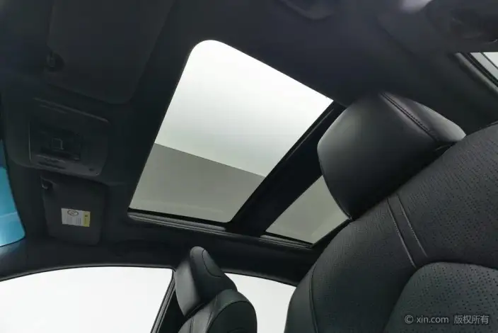 Toyota Avalon 2022 Model Hybrid 2.5L XLE Premium Edition – фото 20