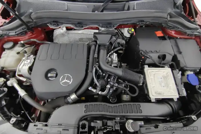 Mercedes-Benz GLA 2022 Model GLA 200 – фото 5