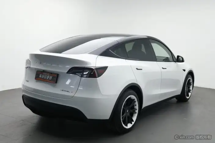 Model Y 2024 Model Rear-wheel drive version – фото 4