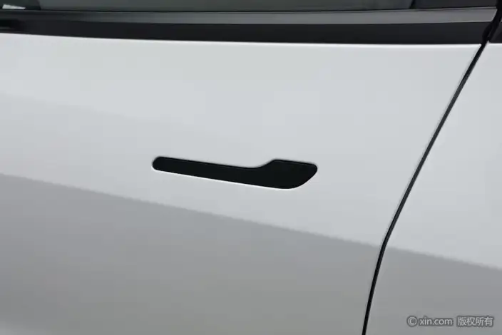 Model Y 2024 Model Rear-wheel drive version – фото 11