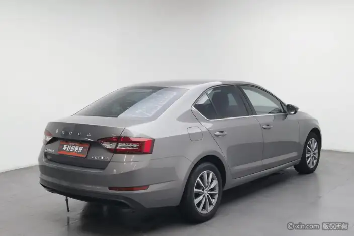 Skoda Octavia 2021 Model 1.5L Automatic Comfort Edition – фото 4