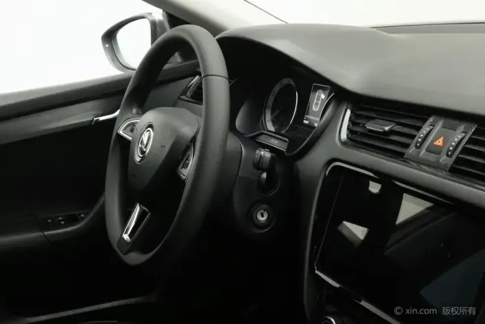 Skoda Octavia 2021 Model 1.5L Automatic Comfort Edition – фото 10