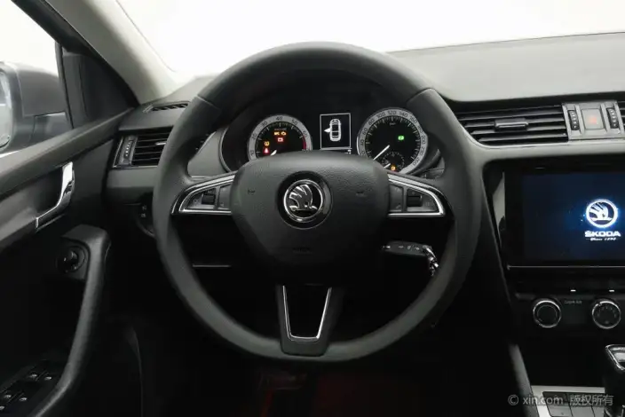 Skoda Octavia 2021 Model 1.5L Automatic Comfort Edition – фото 14