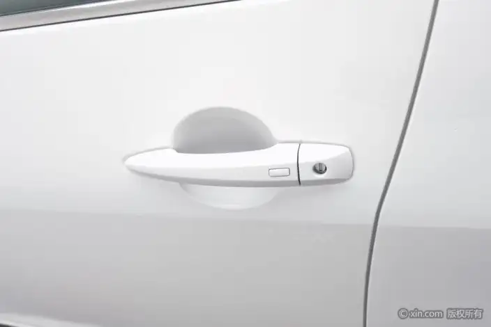 Nissan Sylphy 2023 Model 1.6L CVT Yuexiang Edition – фото 9