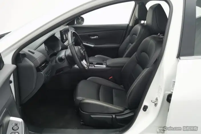 Nissan Sylphy 2023 Model 1.6L CVT Yuexiang Edition – фото 17