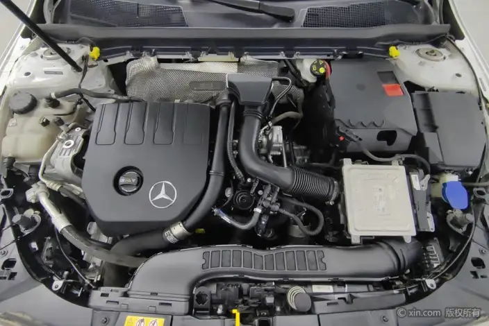 Mercedes-Benz A-class 2020 Model Facelift A 200 L Sports sedan Dynamic Model – фото 5