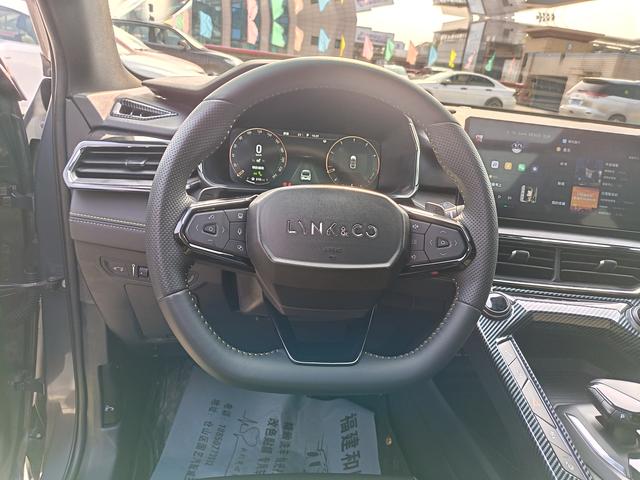 Lynk & Co 06 2023 Remix 1.5T Power Halo – фото 13