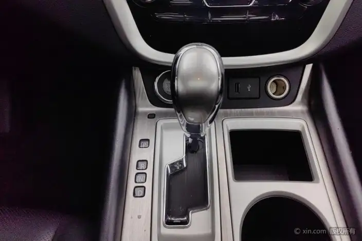Nissan Murano 2021 Model 2.5L XL 2WD Smart Connect Deluxe Edition – фото 14