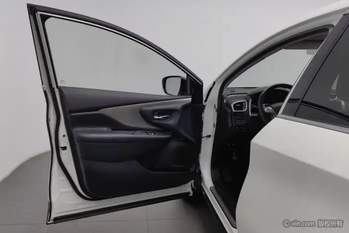 Nissan Murano 2021 Model 2.5L XL 2WD Smart Connect Deluxe Edition – фото 21