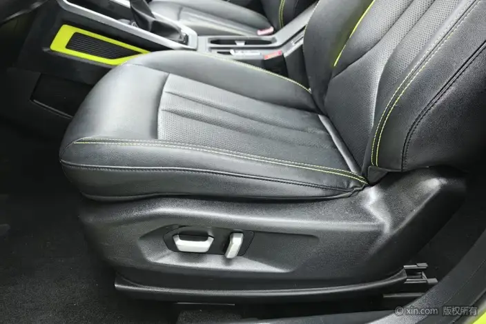 Wuling Xingchi 2022 Model 1.5T CVT Trendy Cool Model – фото 18