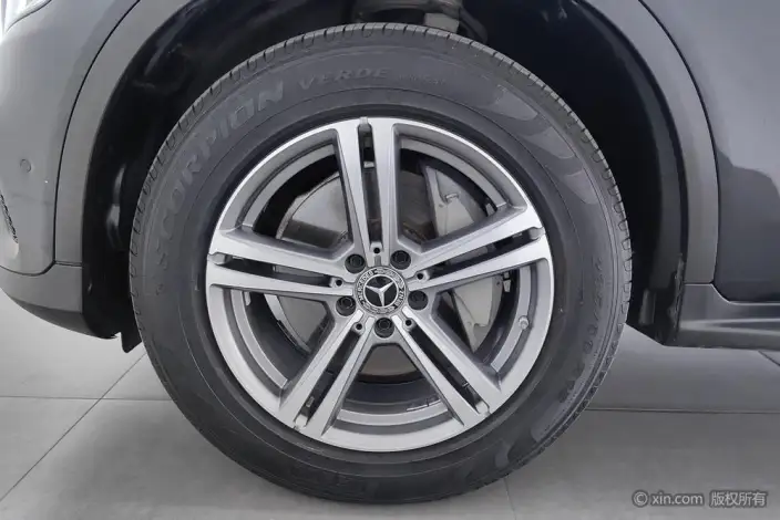 Mercedes-Benz GLC 2021 Model GLC 260 L 4MATIC Dynamic Model – фото 8