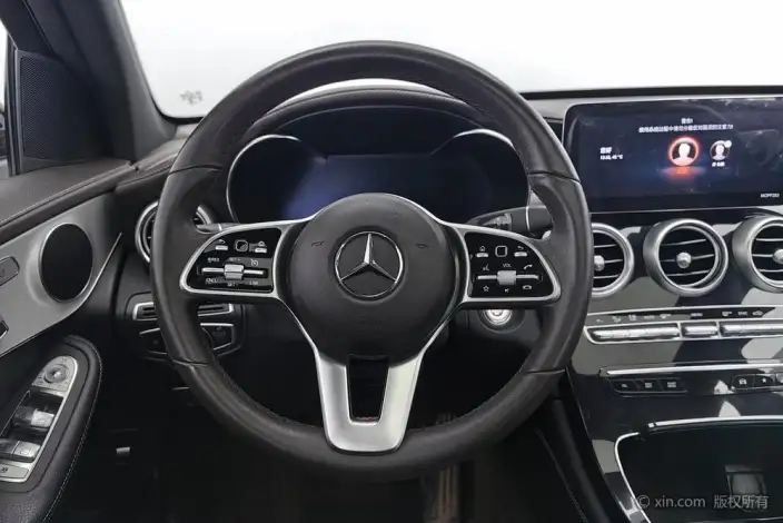 Mercedes-Benz GLC 2021 Model GLC 260 L 4MATIC Dynamic Model – фото 14