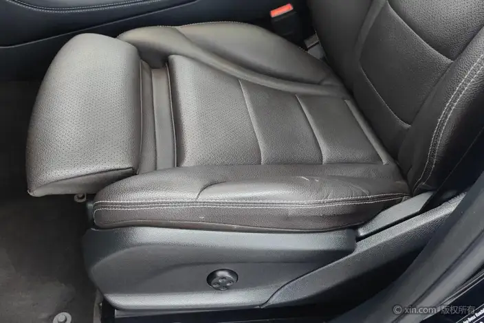 Mercedes-Benz GLC 2021 Model GLC 260 L 4MATIC Dynamic Model – фото 18