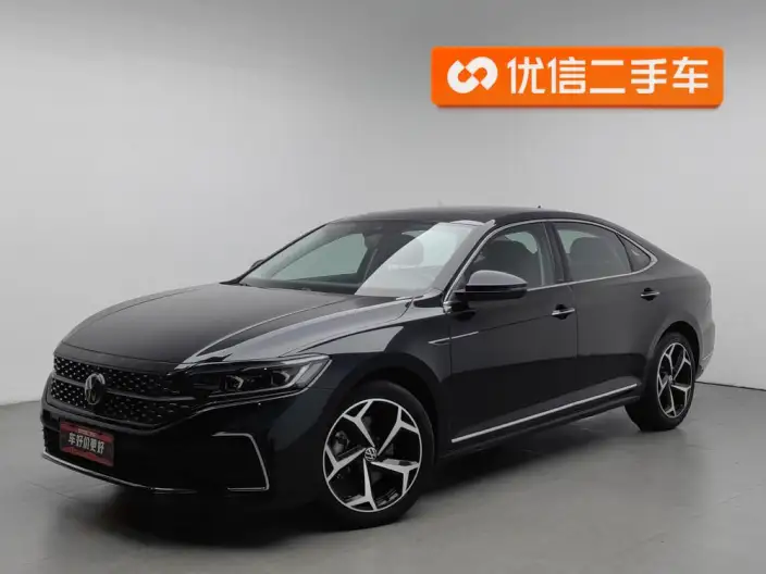 Volkswagen Passat 2023 Model Facelift 330TSI Starry sky Deluxe Edition – фото 1