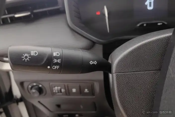 WULING Jiachen 2022 Model 1.5L Manual Changxiang Edition Comfort Model – фото 16