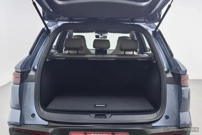 BYD Song Pro DM 2024 Model DM-i Honor Edition 71km Pilot Model – фото 22
