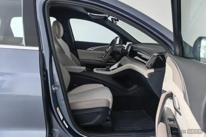 BYD Song Pro DM 2024 Model DM-i Honor Edition 71km Pilot Model – фото 23