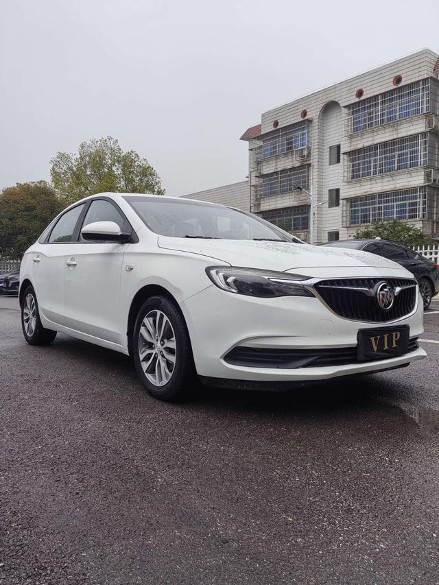 Buick Excelle 2018 18T Automatic Elite – фото 3