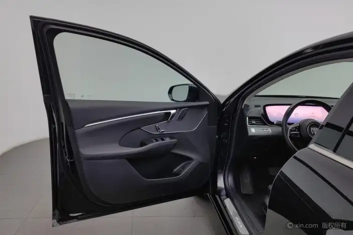 Buick LaCrosse 2023 Model 28T Automatic Yue Zun Edition – фото 22