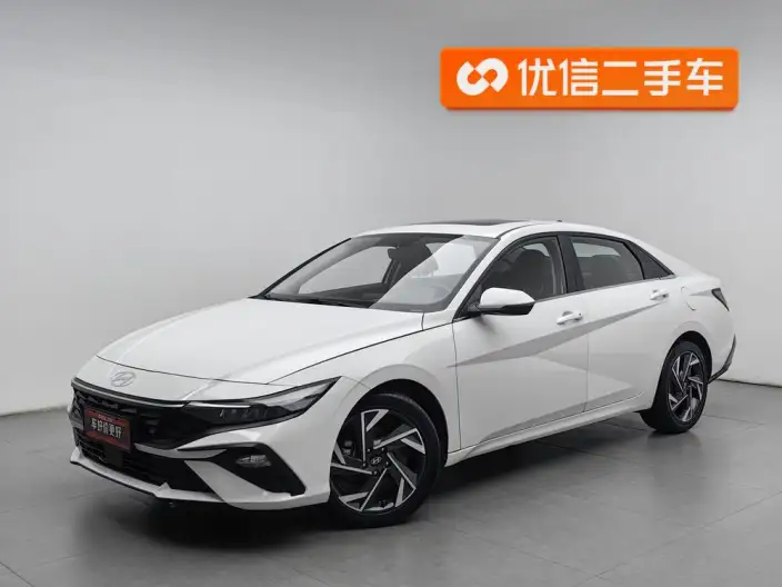 Hyundai Ioniq 2023 Model 1.5L CVT GLX Elite Edition – фото 1