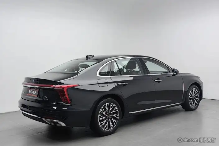 Hongqi H5 2025 Model 2.0T Automatic Flag Enjoy Edition – фото 4