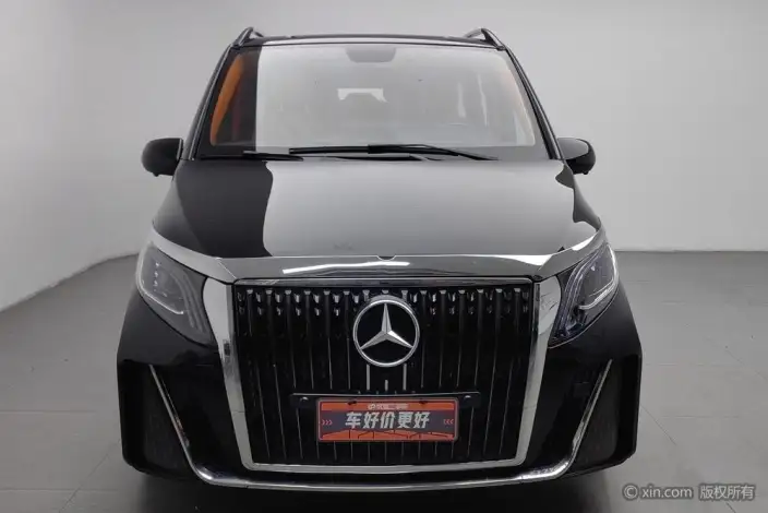 Viano 2023 Model 2.0T Elite Edition 7 seat – фото 2