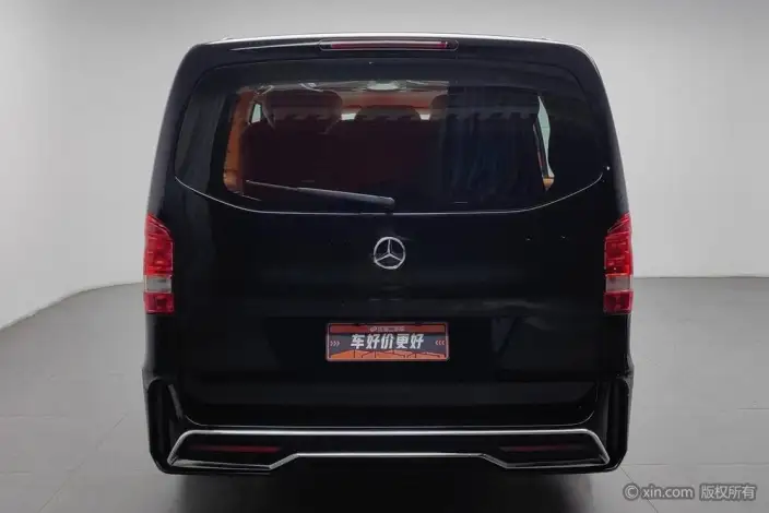 Viano 2023 Model 2.0T Elite Edition 7 seat – фото 3
