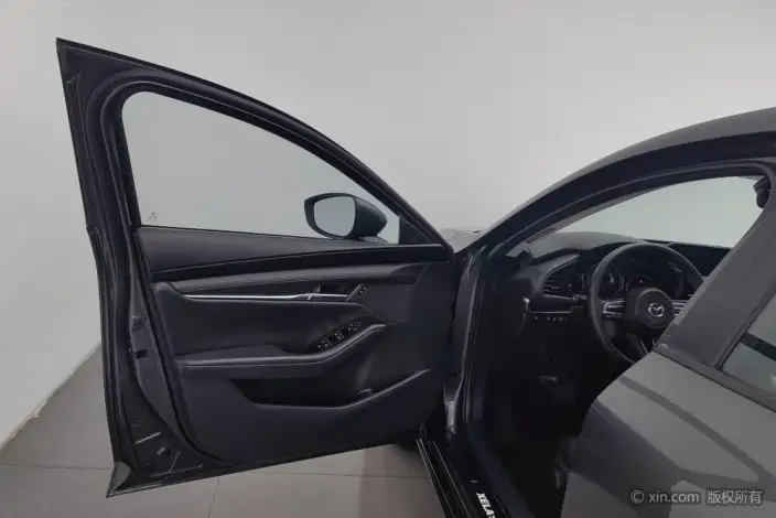 Mazda3 Axela 2022 Model 2.0L Automatic Zhi Ya Edition – фото 22