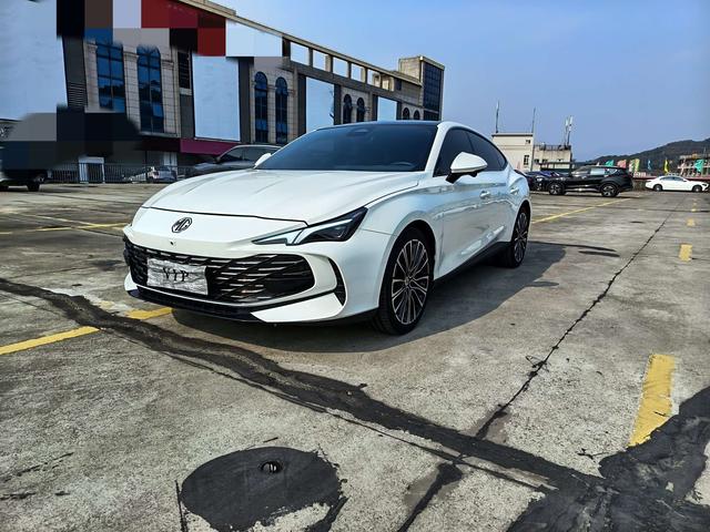 MG7 2023 2.0T Automatic Beauty Hunter Premium