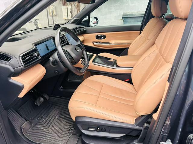 NIO ES8 2020 580km Signature 6-Seater – фото 5